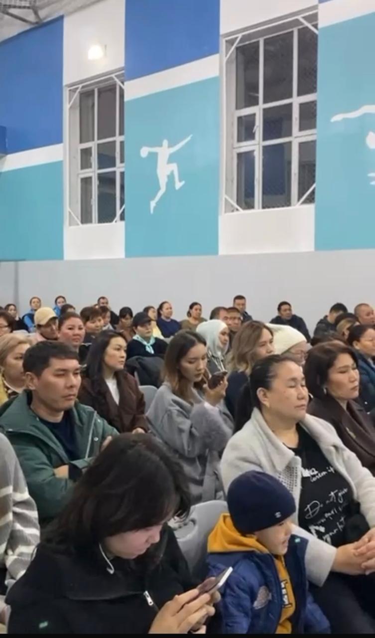 Педагогикалық кеңес алаңы