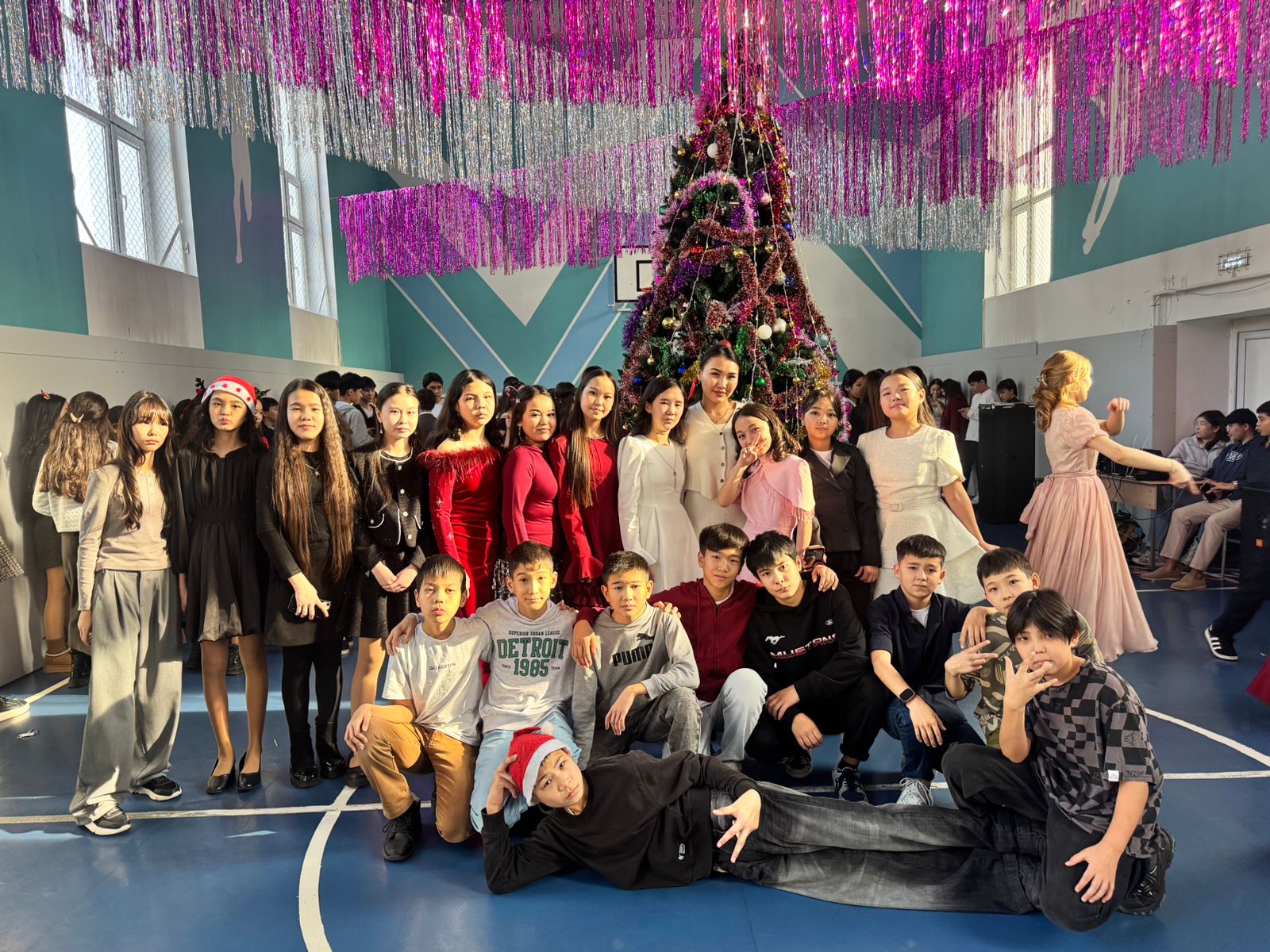 «Ғажайып Жаңа жыл»